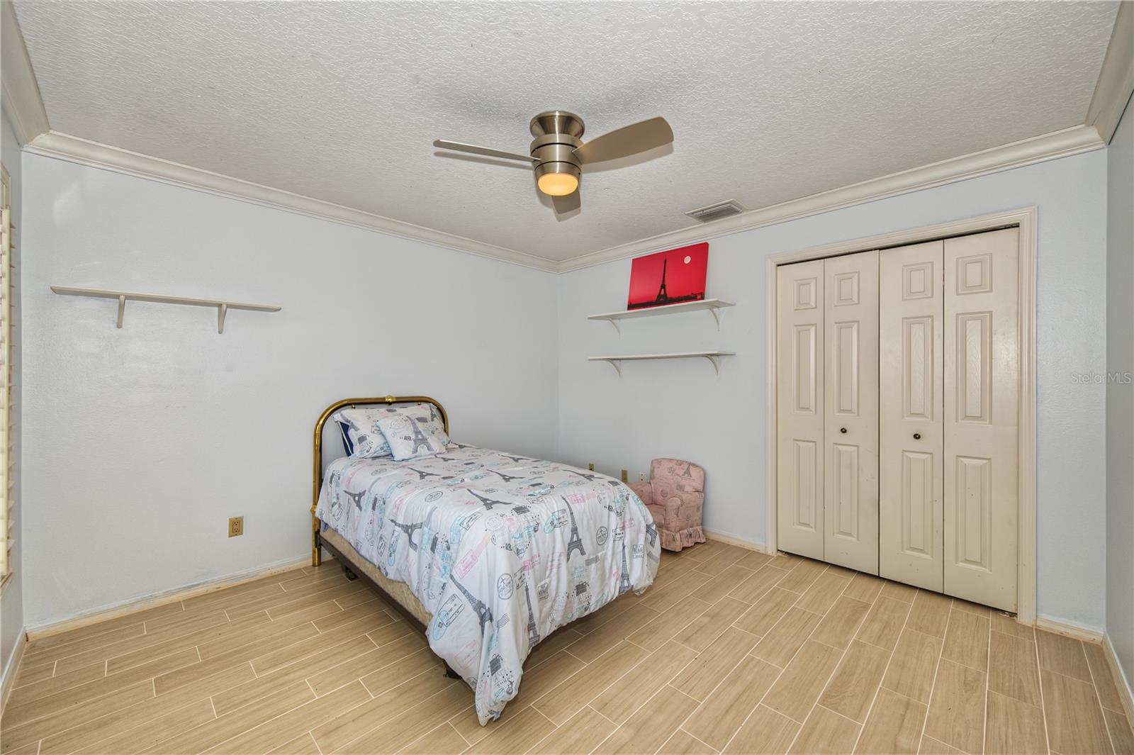 2233 PINNACLE CIR S — photo 12