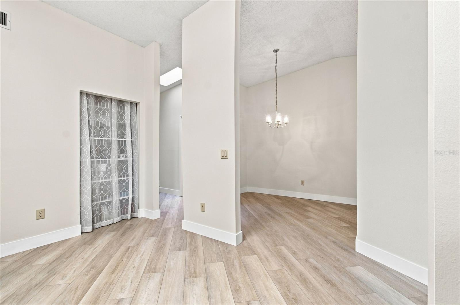 11712 SPRING TREE LN — photo 44