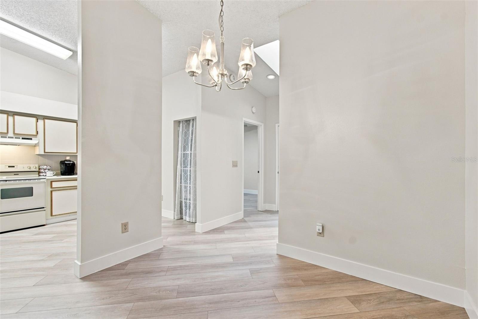 11712 SPRING TREE LN — photo 40