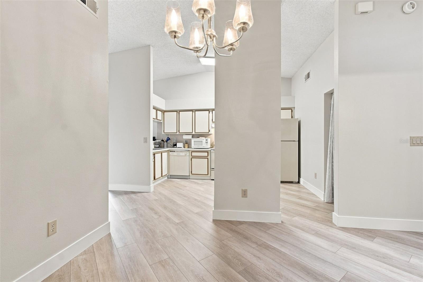 11712 SPRING TREE LN — photo 41