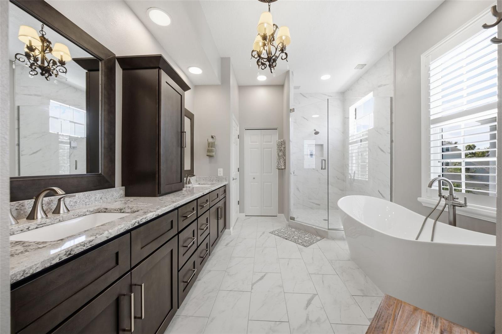 10438 GREEN LINKS DR — photo 28