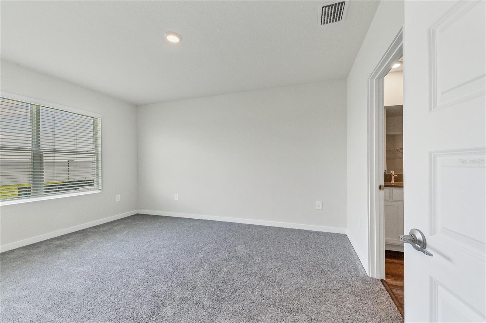 17218 BARNWOOD PL — photo 18