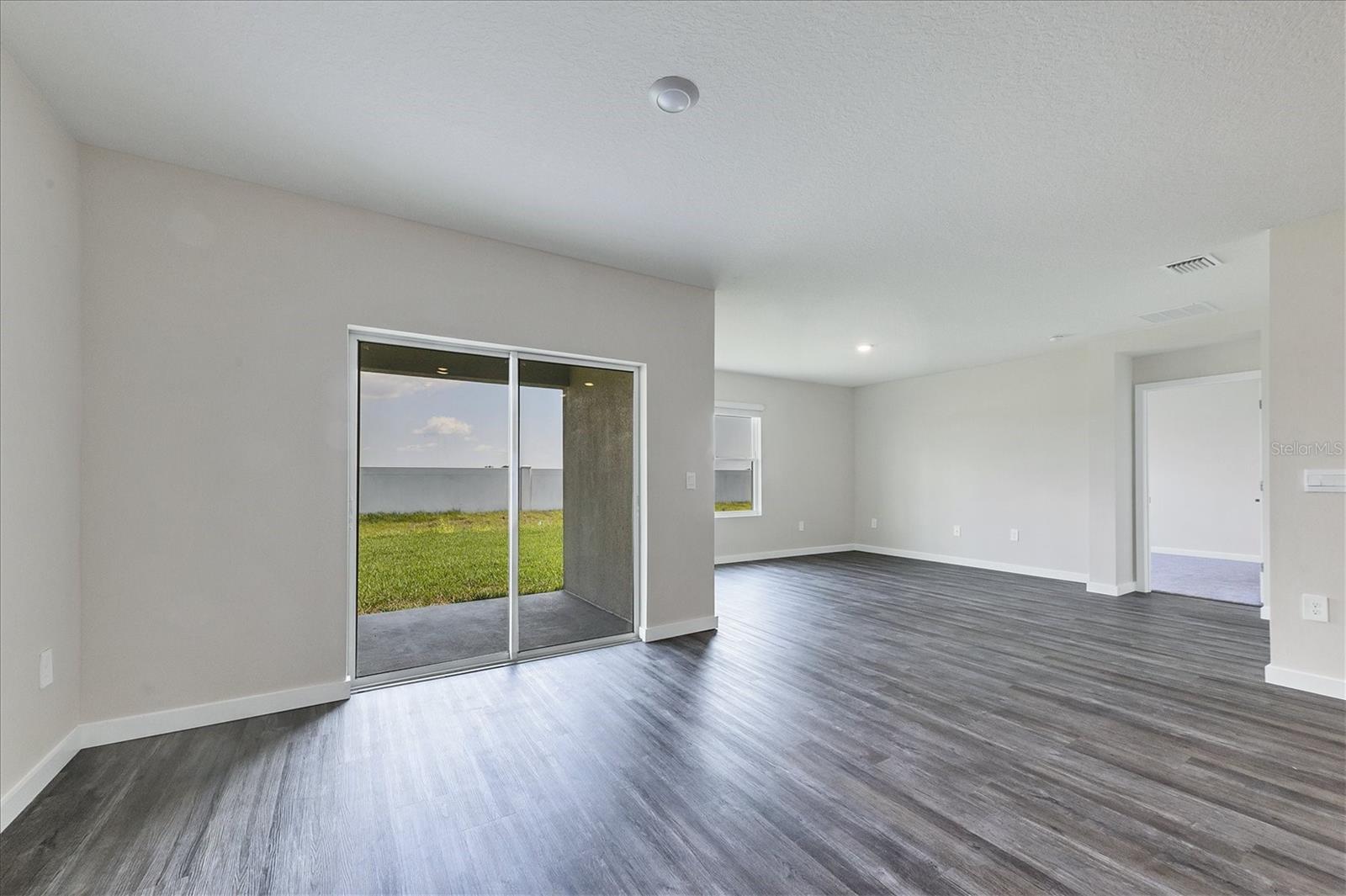 17218 BARNWOOD PL — photo 13
