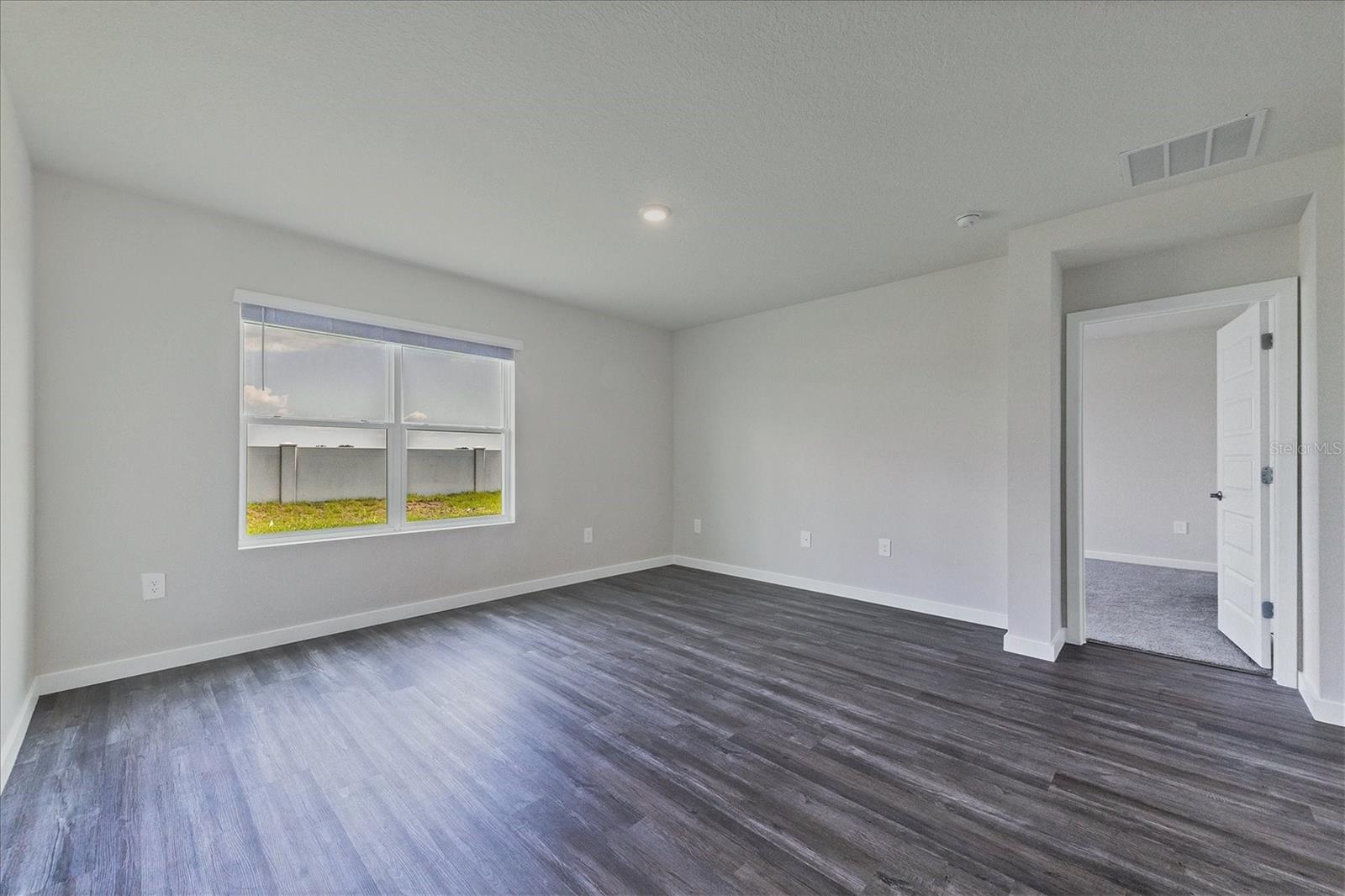 17218 BARNWOOD PL — photo 16