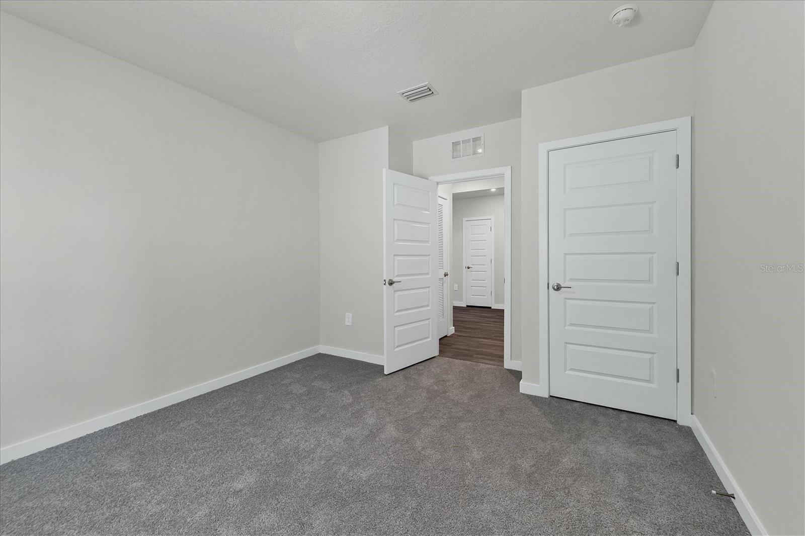 17218 BARNWOOD PL — photo 24