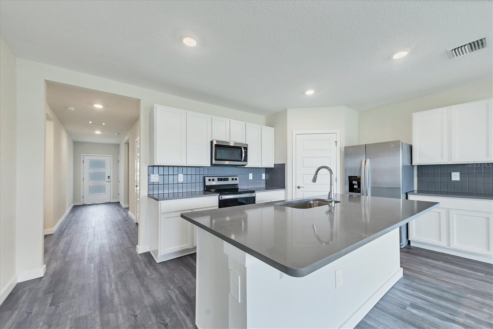 17218 BARNWOOD PL — photo 8