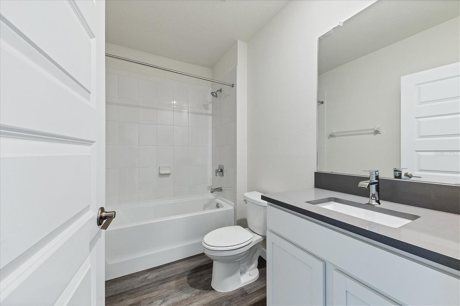 17218 BARNWOOD PL — photo 21