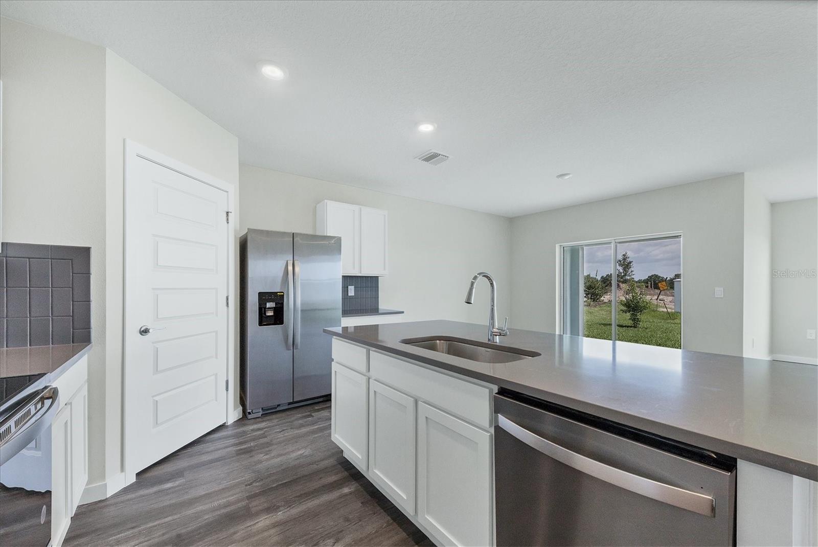17218 BARNWOOD PL — photo 7