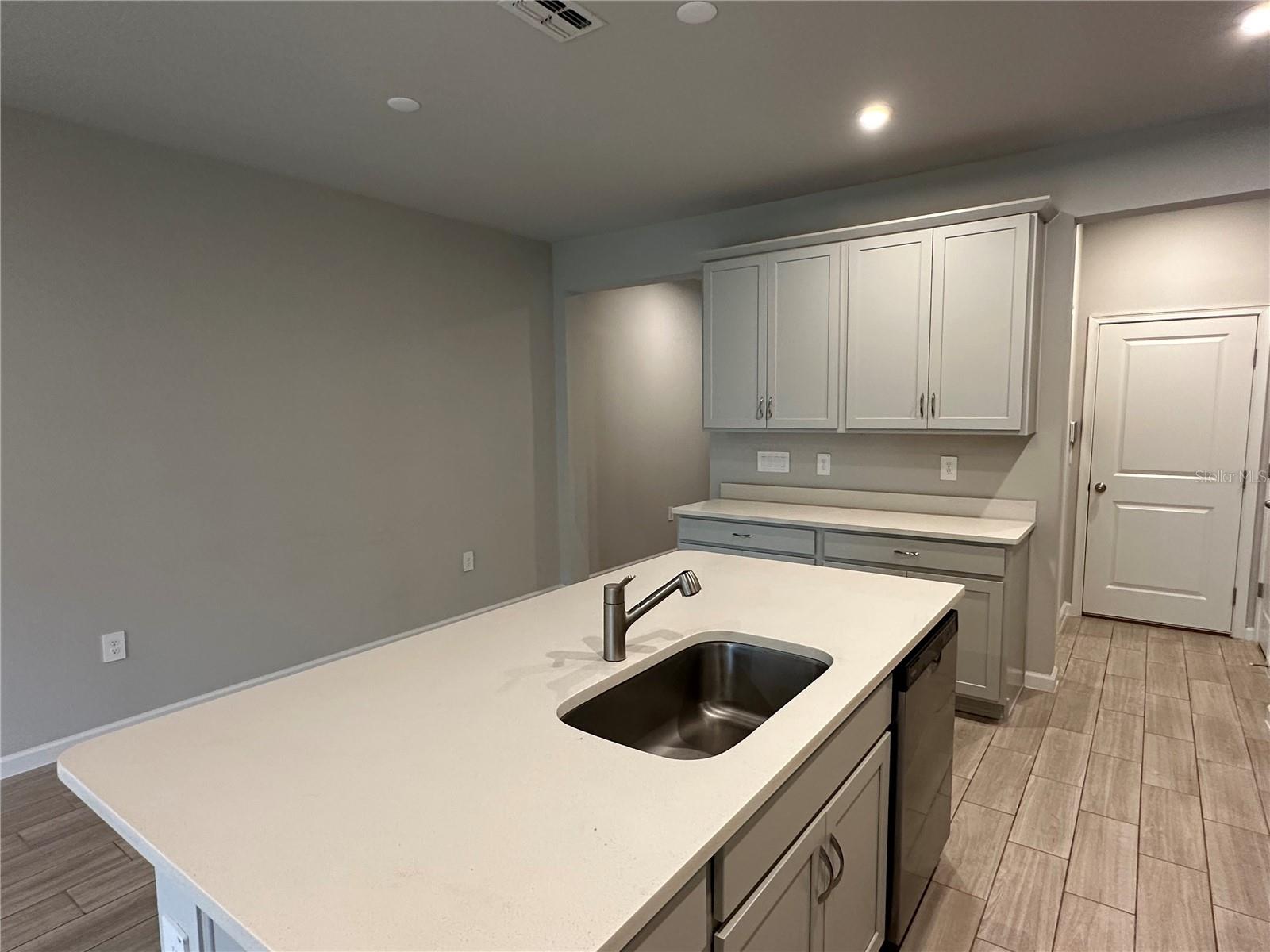 26128 FANTASY SKY LN — photo 8