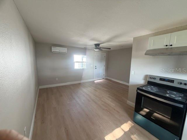 4605 N HUBERT AVE #7 — photo 6