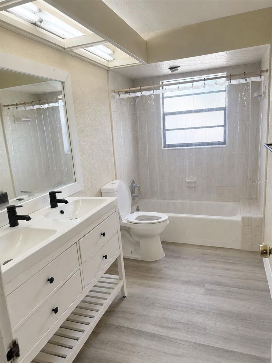 113 LOCUST DR — photo 6