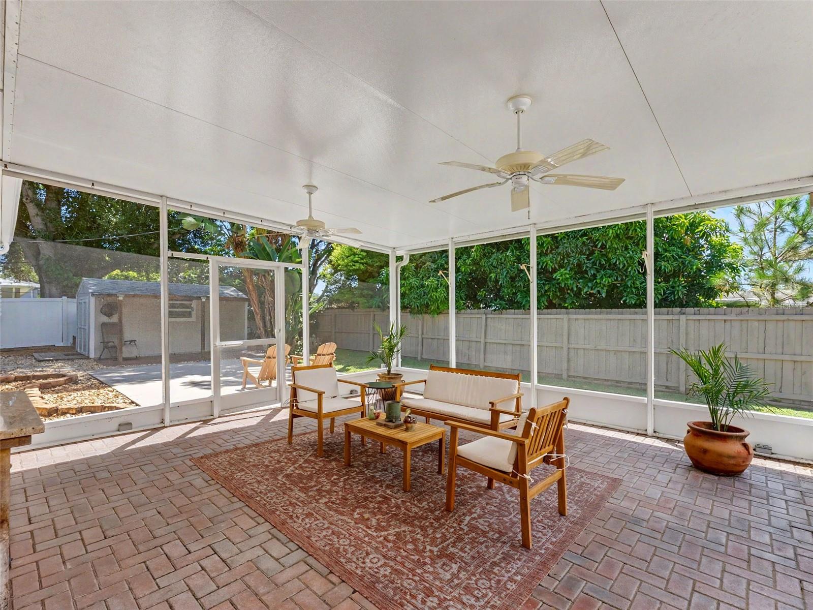 1575 JASMINE WAY — photo 22