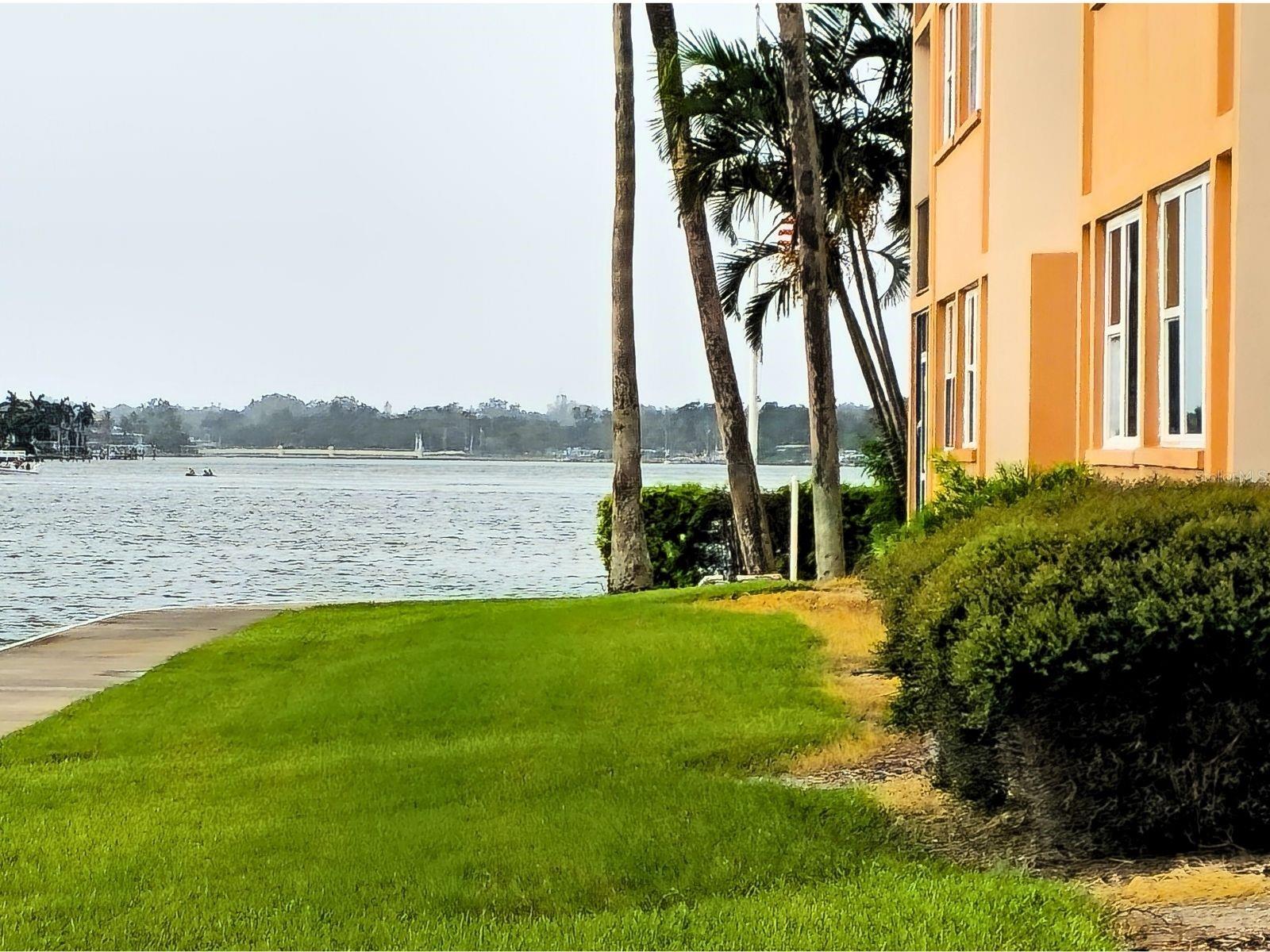 7560 BAY ISLAND DR S #146 — photo 3