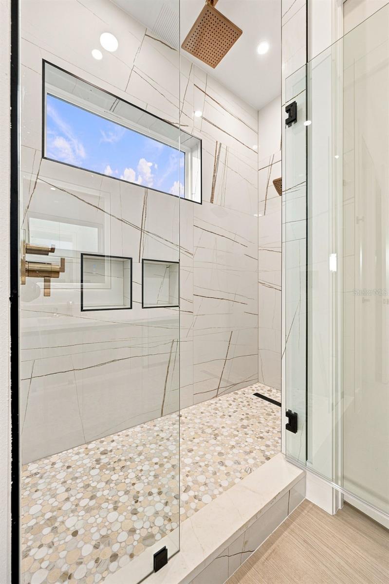 731 42ND ST — photo 19