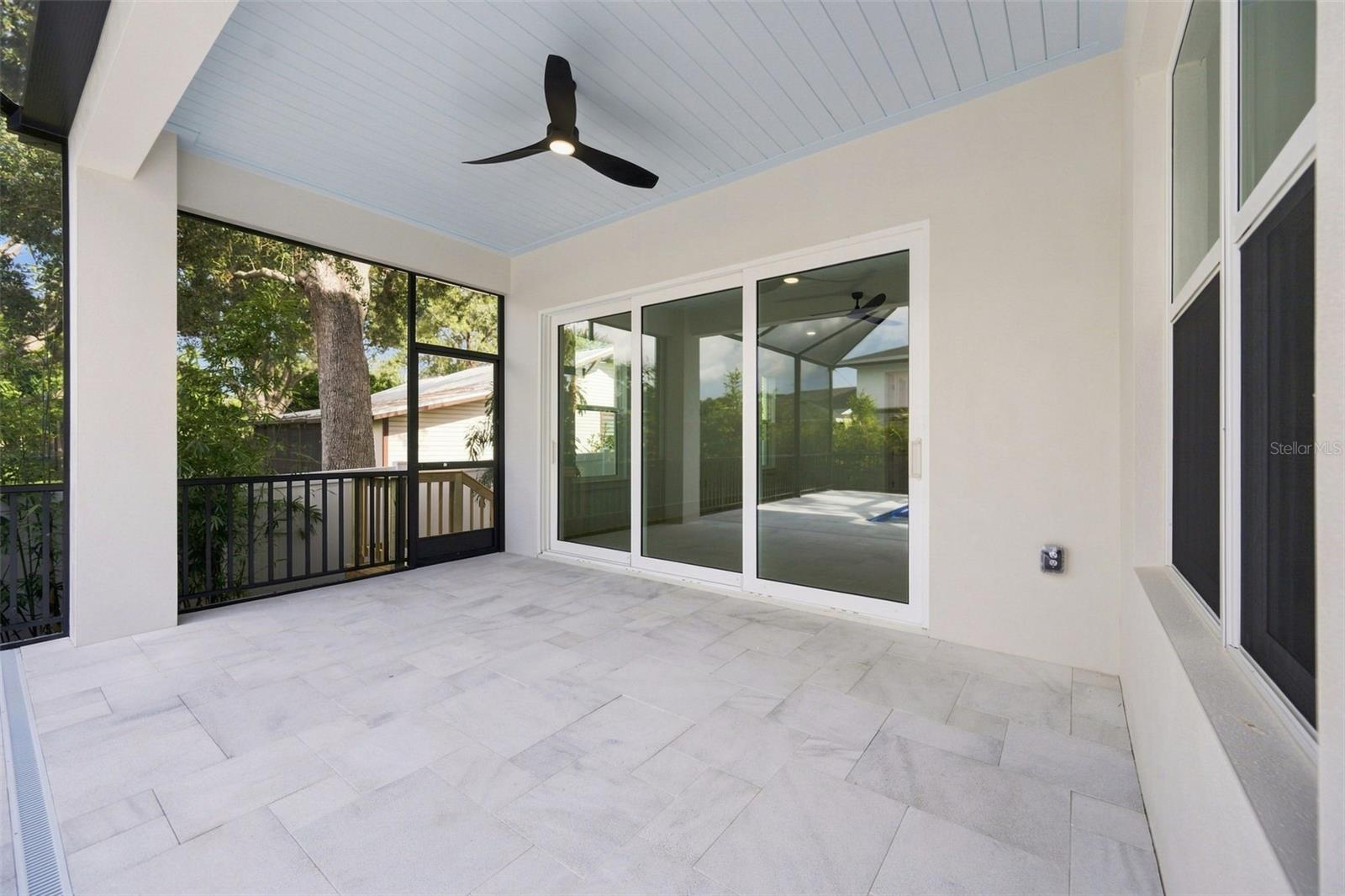 731 42ND ST — photo 33