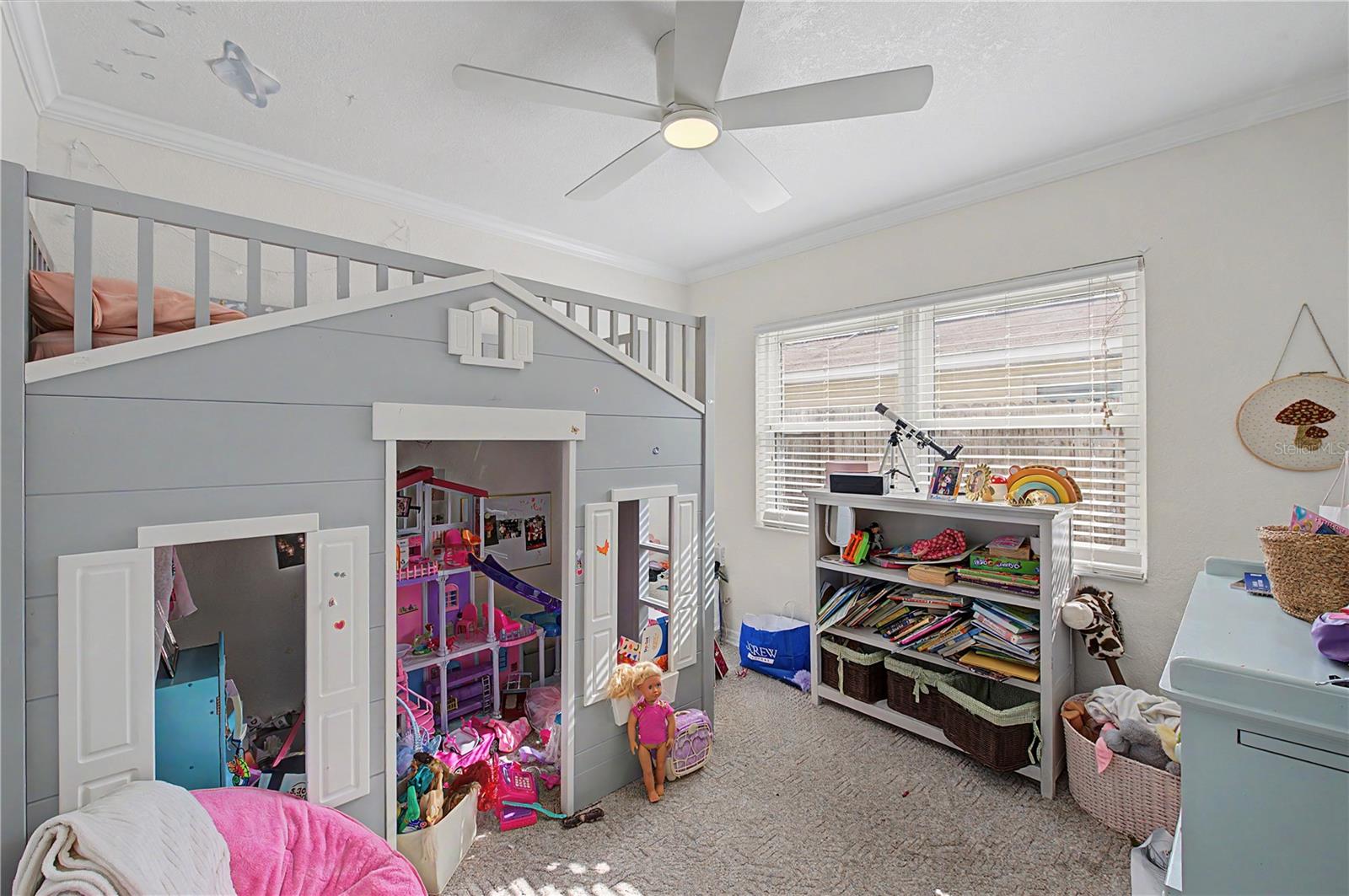 408 S MELVILLE AVE — photo 26