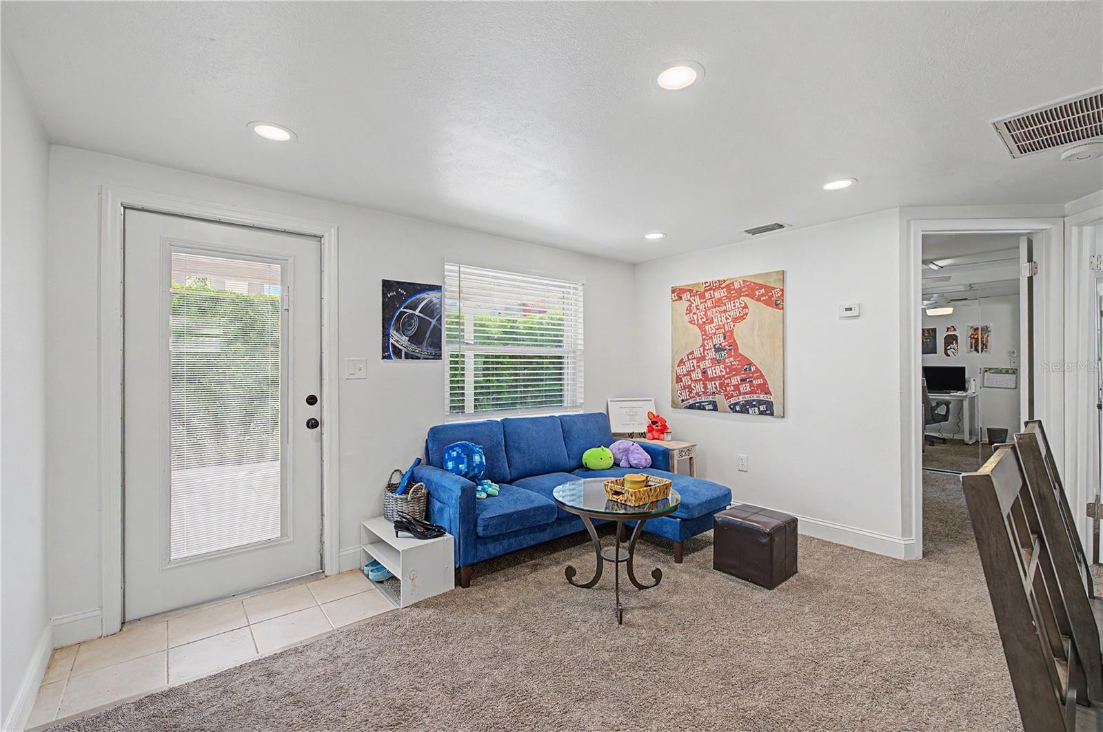 408 S MELVILLE AVE — photo 30