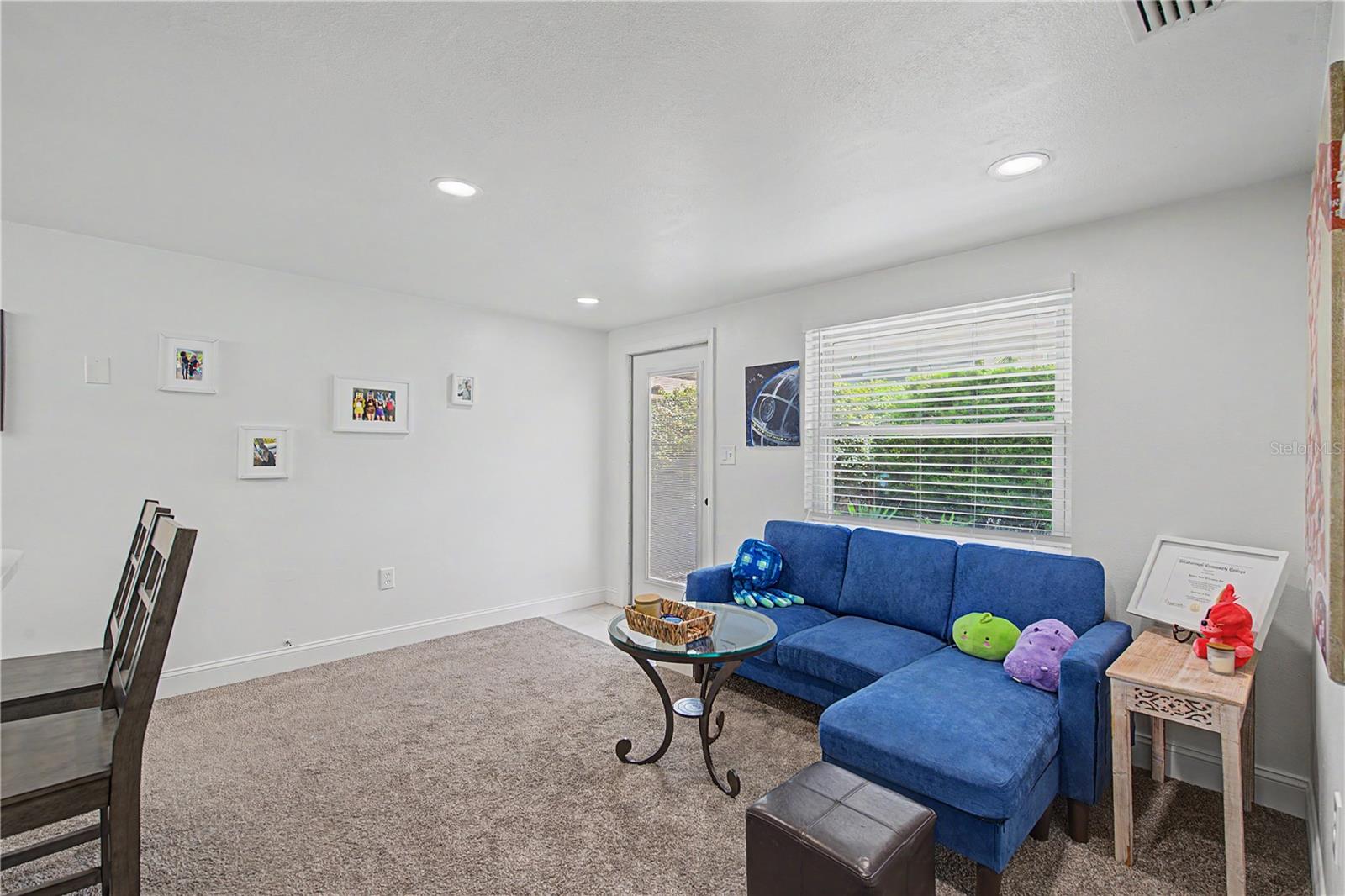 408 S MELVILLE AVE — photo 32