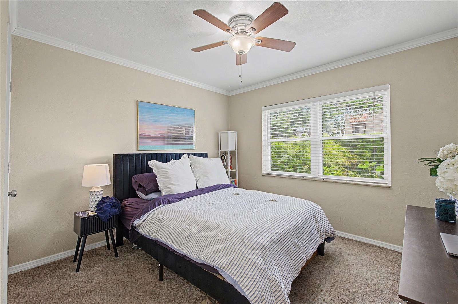 408 S MELVILLE AVE — photo 11