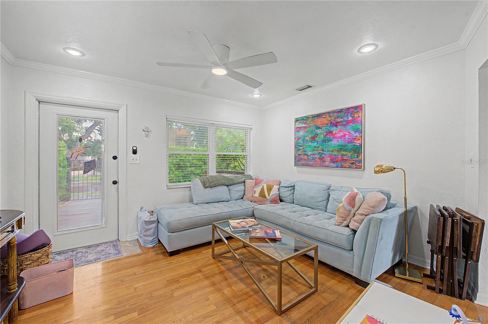 408 S MELVILLE AVE — photo 18