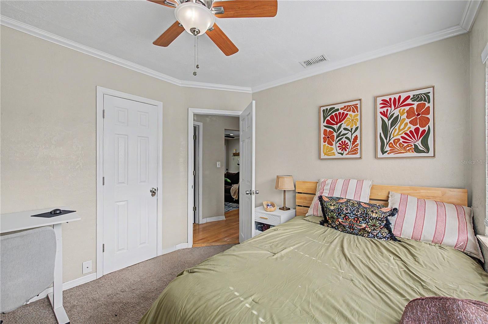 408 S MELVILLE AVE — photo 14