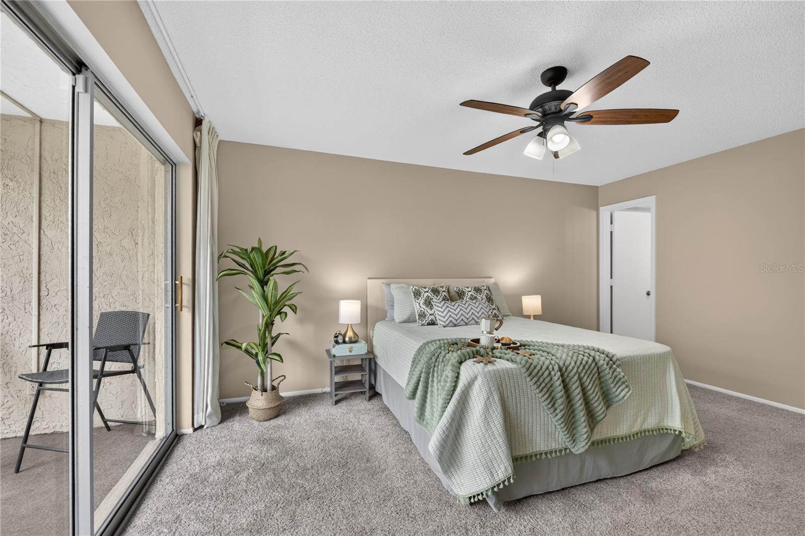203 RUBENS DR #F — photo 28
