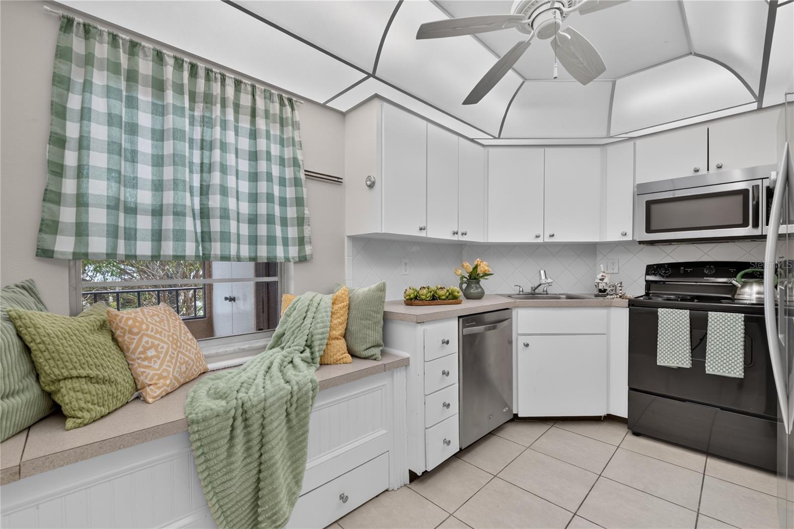 203 RUBENS DR #F — photo 10