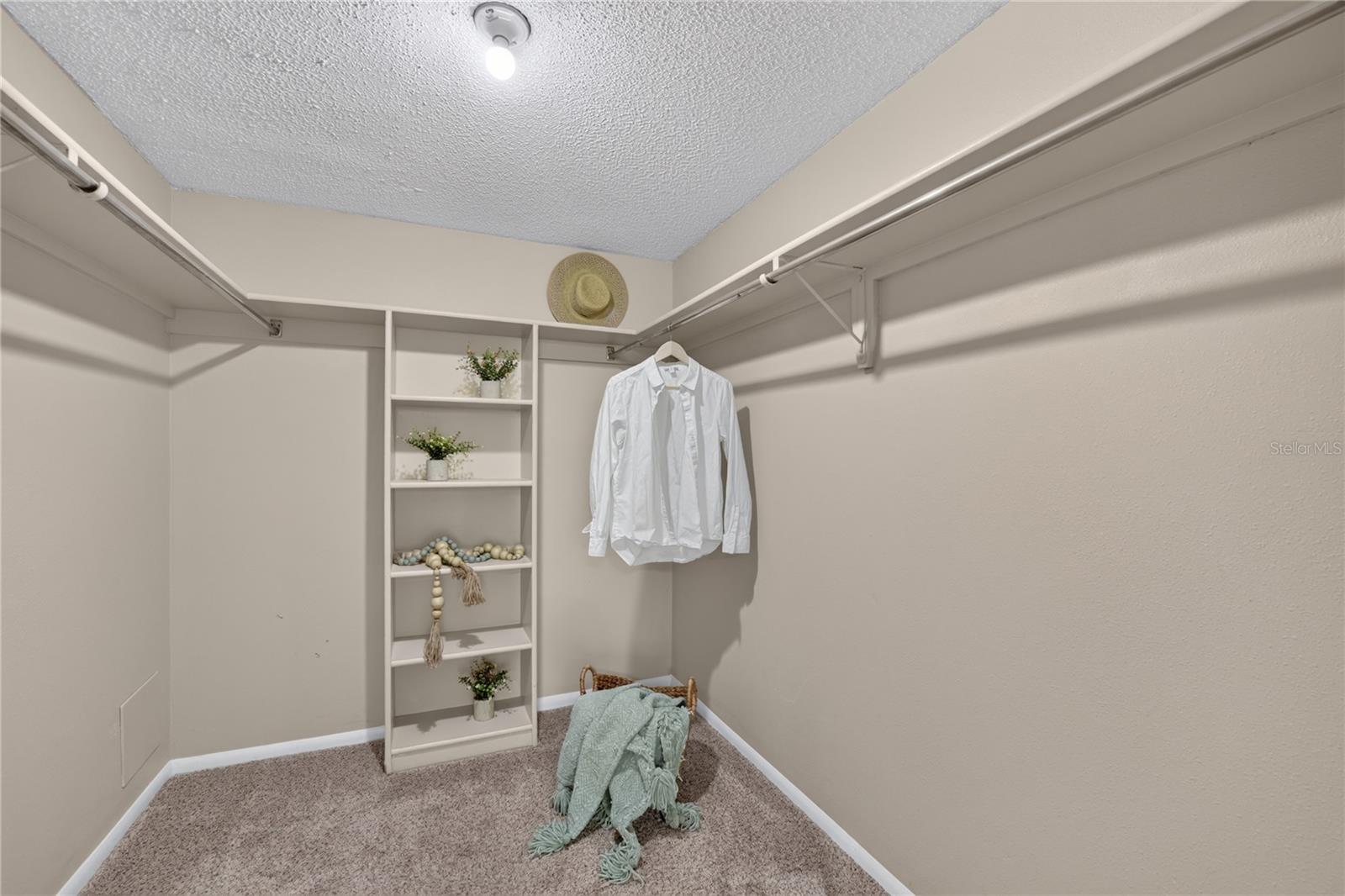 203 RUBENS DR #F — photo 26