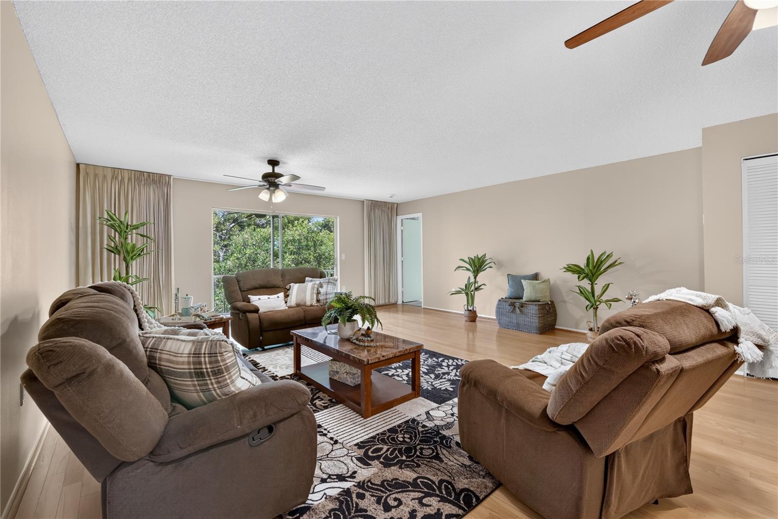 203 RUBENS DR #F — photo 24