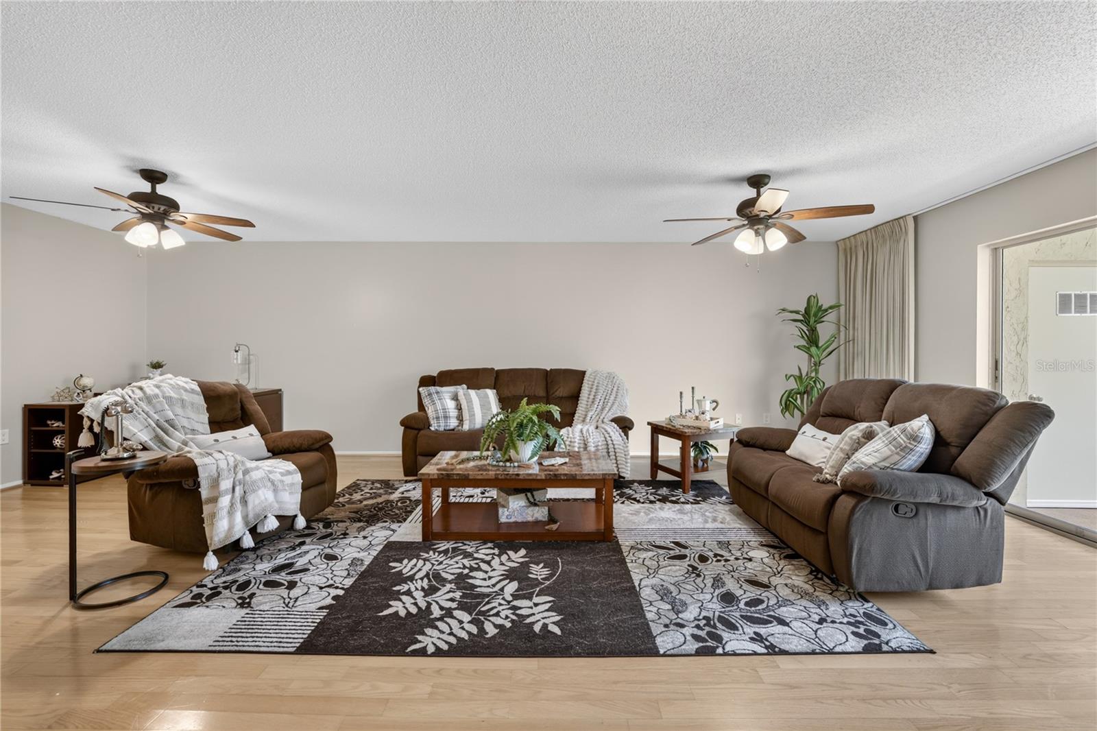 203 RUBENS DR #F — photo 16