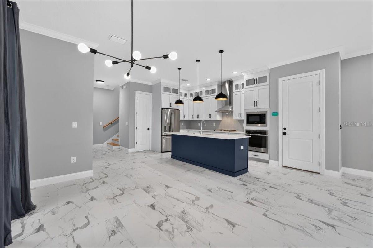 2501 W NORTH A ST #B — photo 16