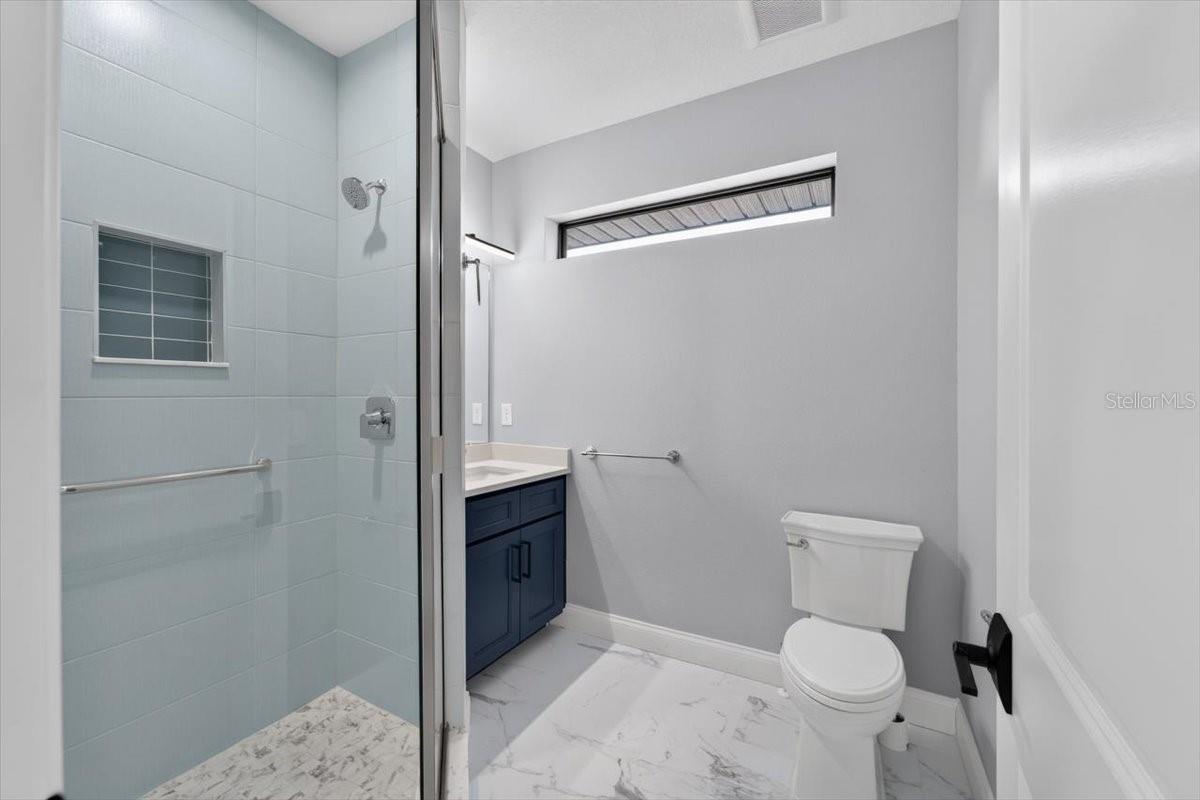 2501 W NORTH A ST #B — photo 40