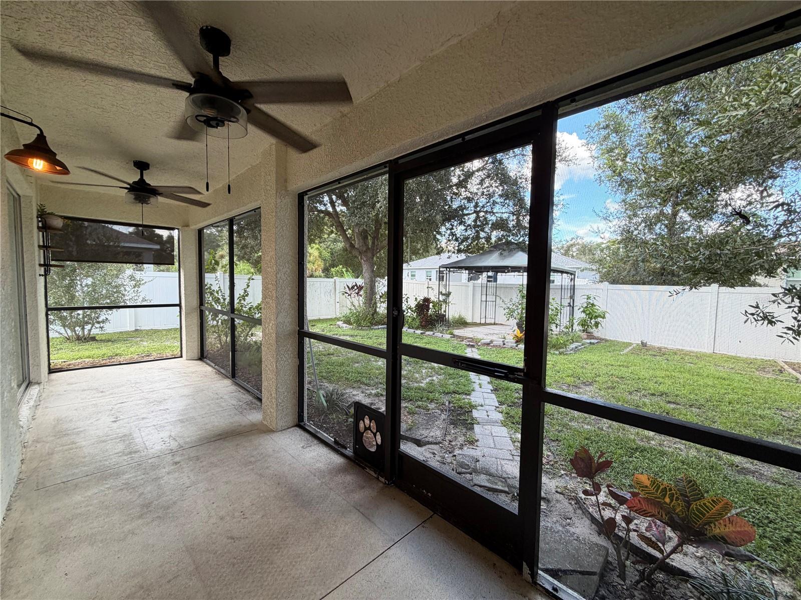 4426 WINDSONG AVE — photo 19