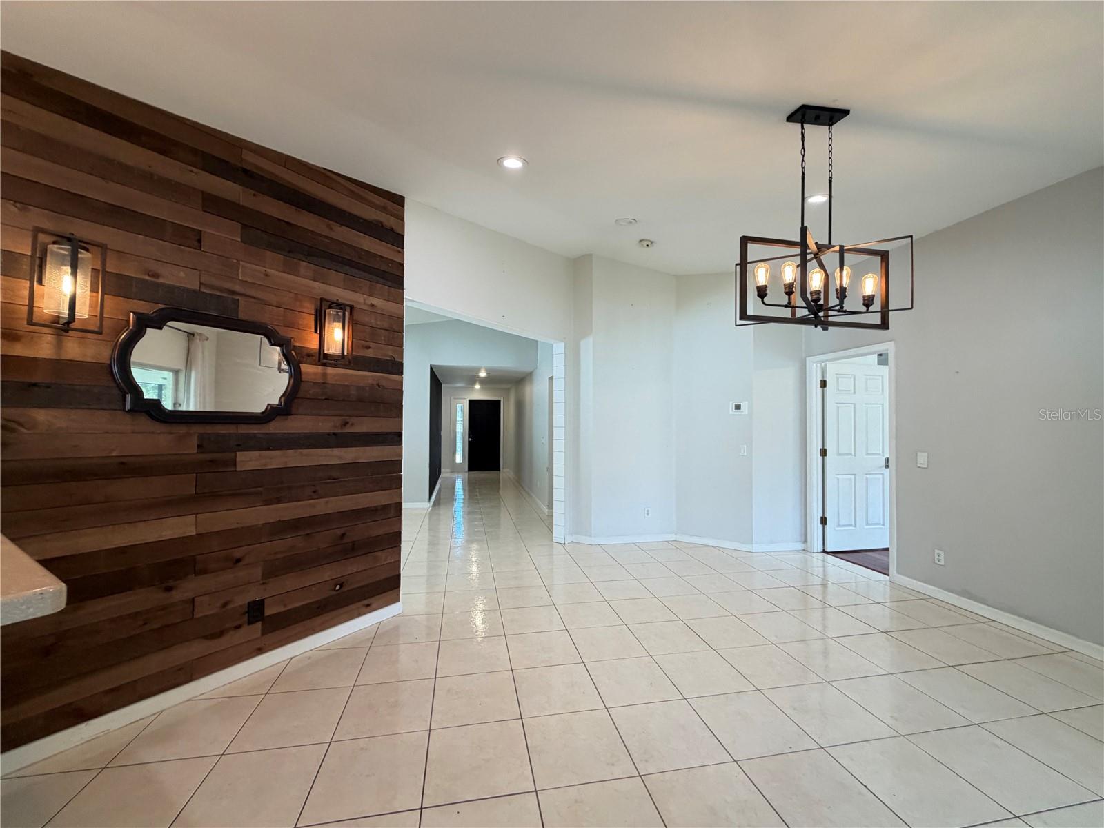 4426 WINDSONG AVE — photo 6