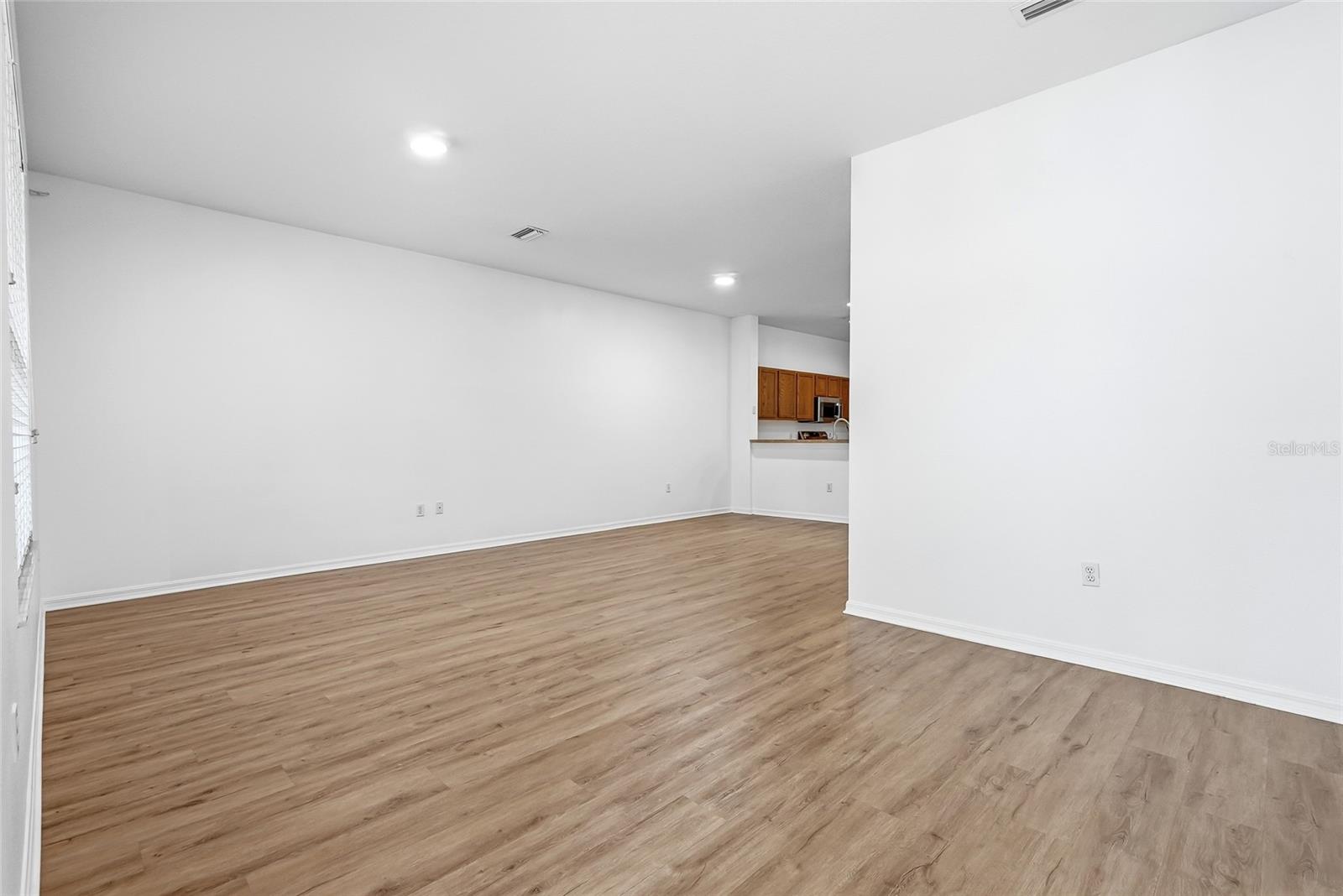 12725 SUNLAND CT — photo 8