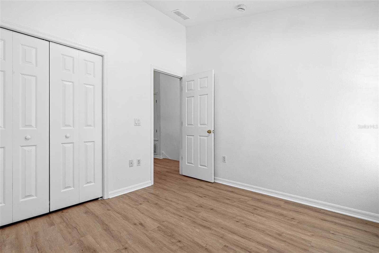 12725 SUNLAND CT — photo 31