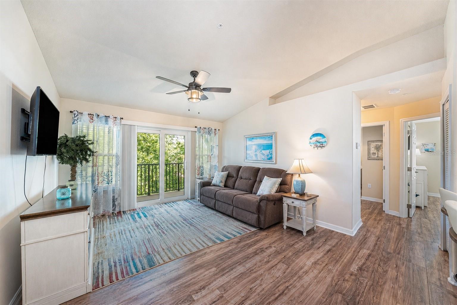 5065 ROYAL PALMS WAY #303 — photo 11
