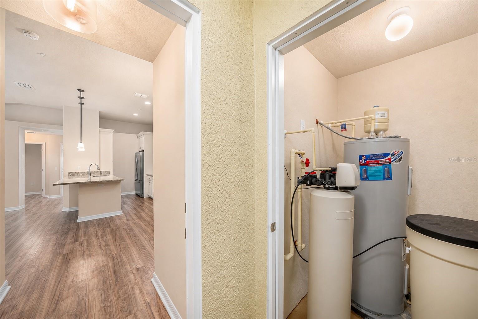 5065 ROYAL PALMS WAY #303 — photo 29