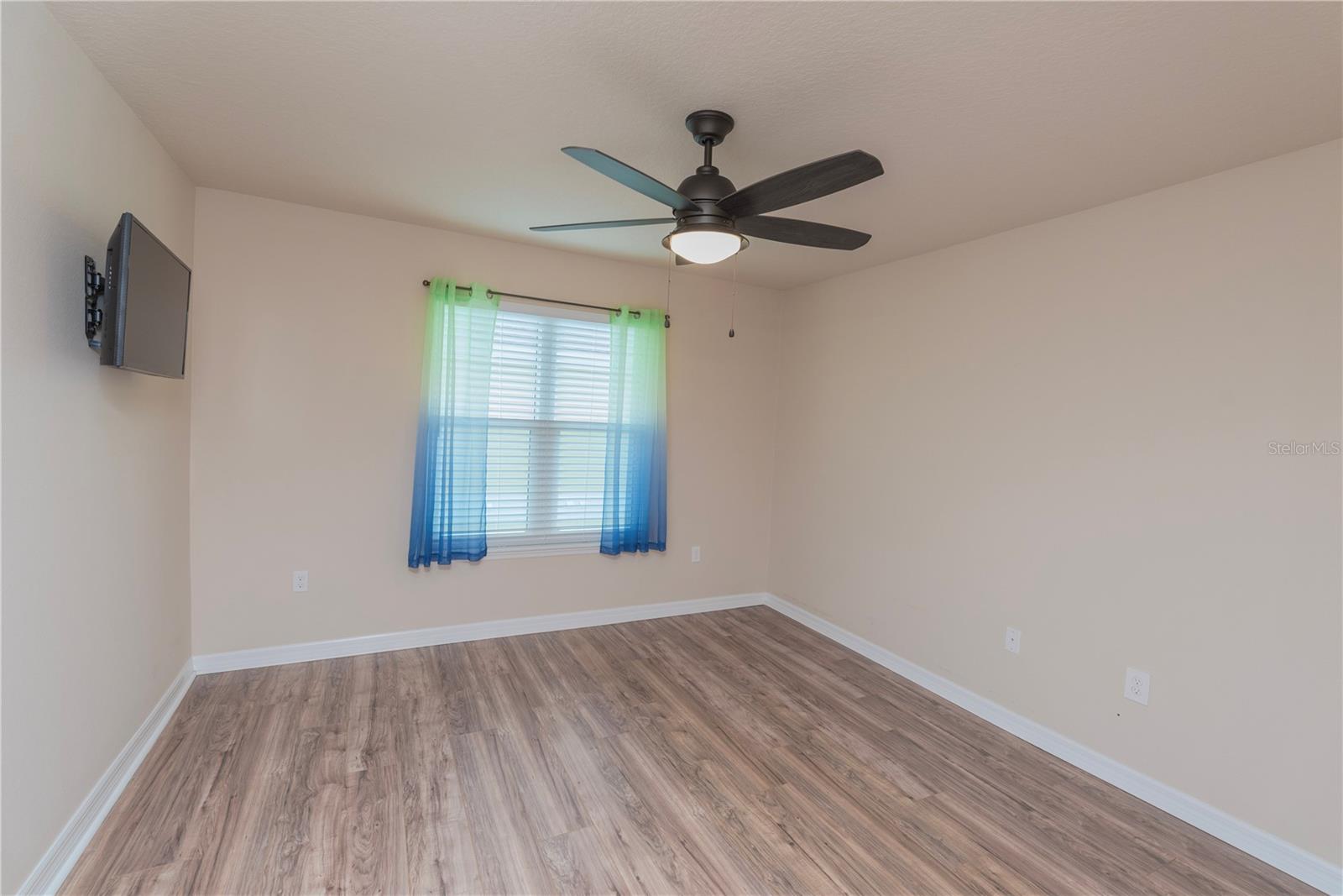 5065 ROYAL PALMS WAY #303 — photo 21
