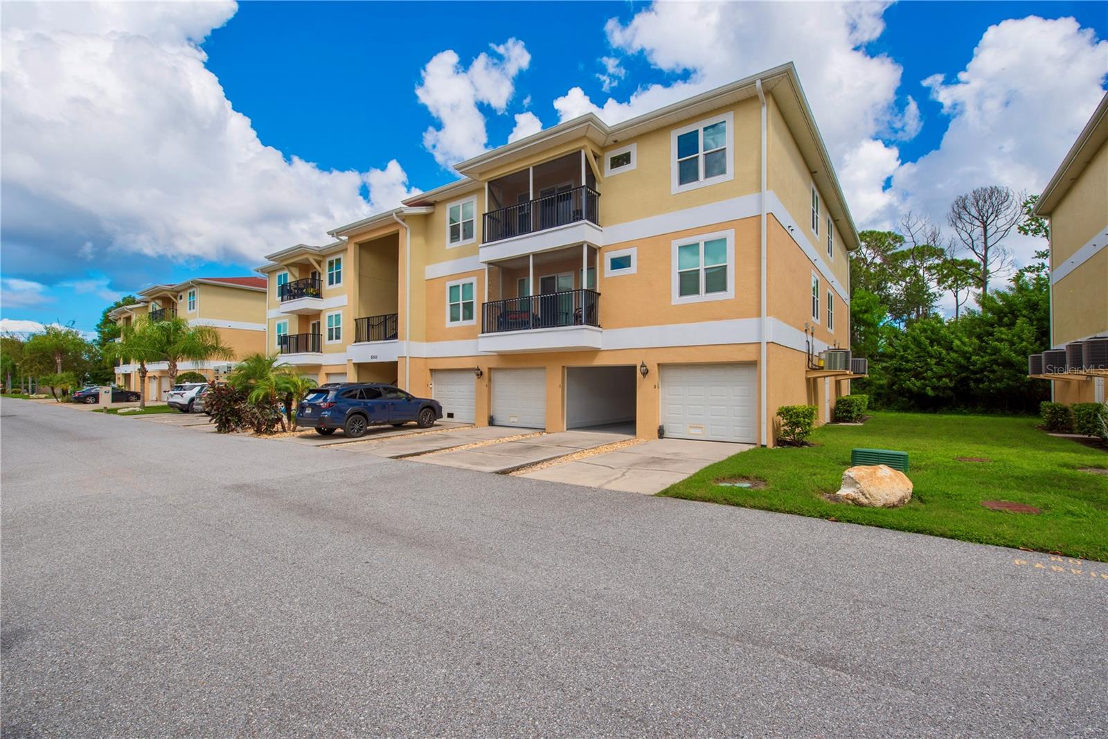 5065 ROYAL PALMS WAY #303 — photo 42