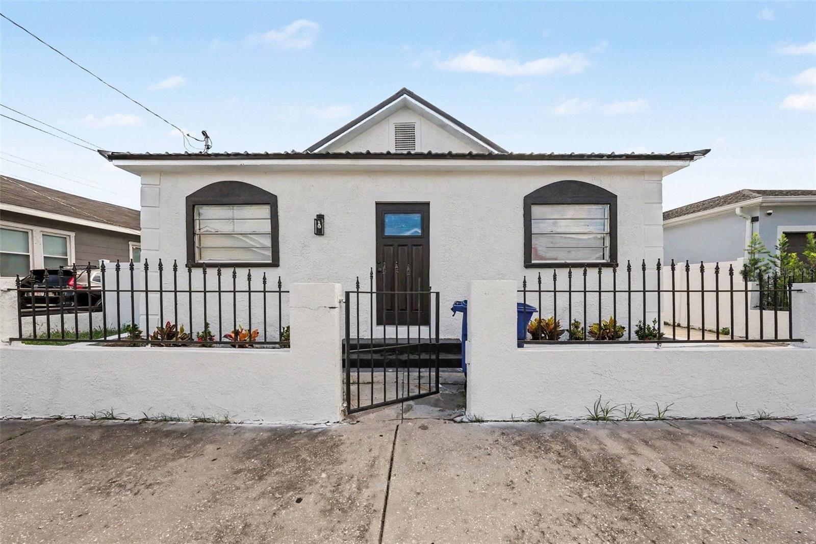 2923 SANCHEZ ST — photo 2
