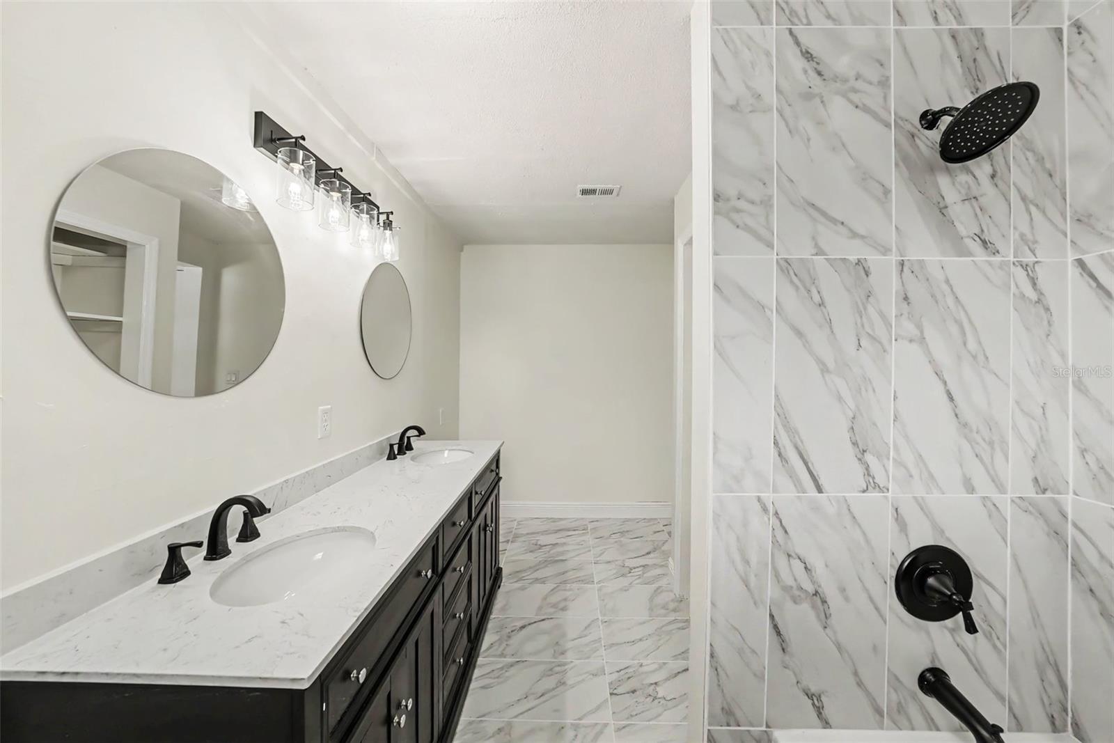 2923 SANCHEZ ST — photo 15