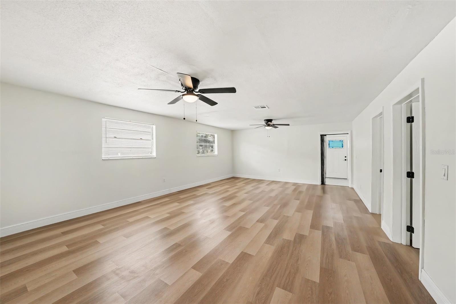 2923 SANCHEZ ST — photo 8