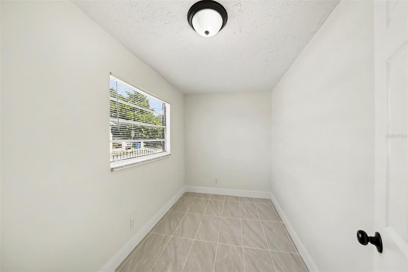 2923 SANCHEZ ST — photo 11