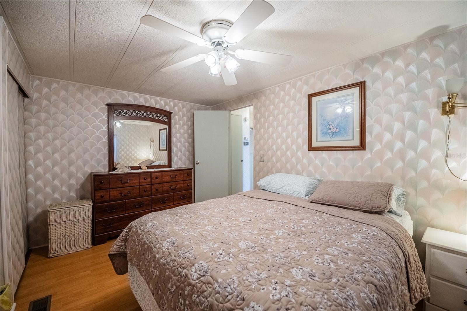 5302 POWHATTAN ST — photo 13
