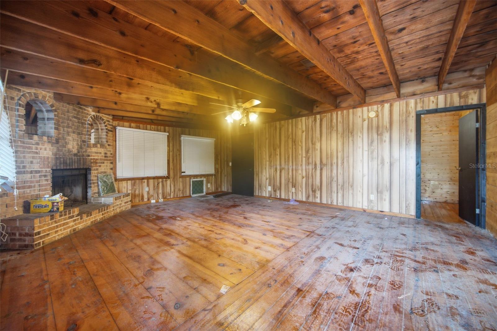 1810 BLAND WAY — photo 33