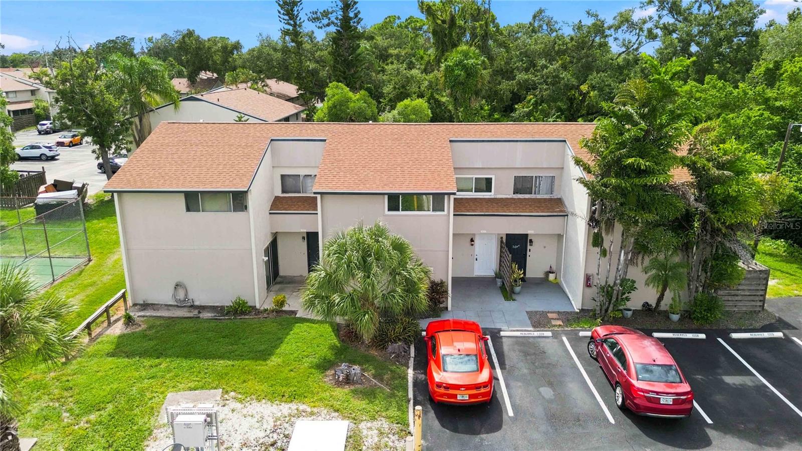 1006 LONGFELLOW CT — photo 42