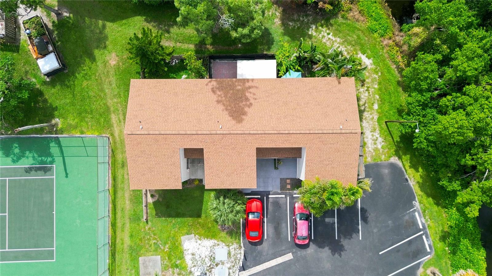 1006 LONGFELLOW CT — photo 52