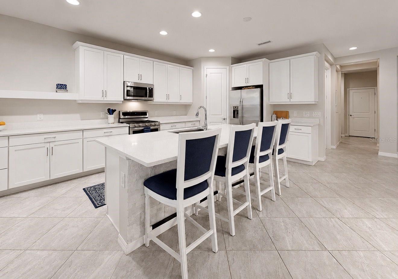 311 CHANTILLY TRL — photo 8