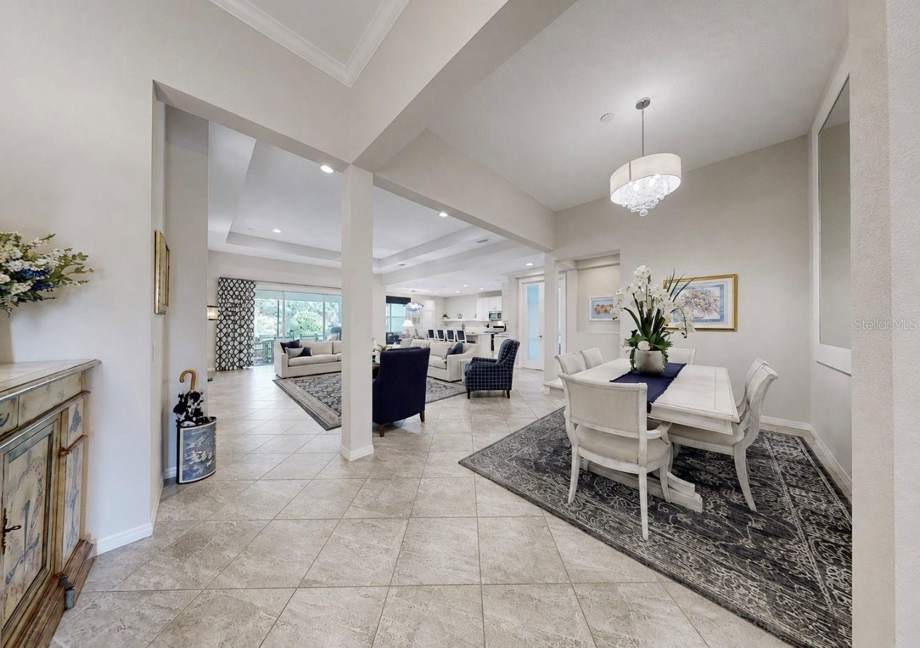 311 CHANTILLY TRL — photo 17